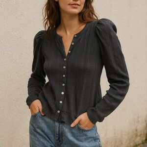 Pilcro Black Button ribbed puffed shoulder long sleeve top